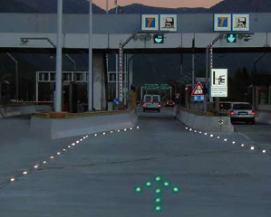 Snow Plowable Pavement Markers, LED Solar Mounted Road Pavement Markers, Heavy-duty Non-Corrosive Solar Reflectors, Marking systems